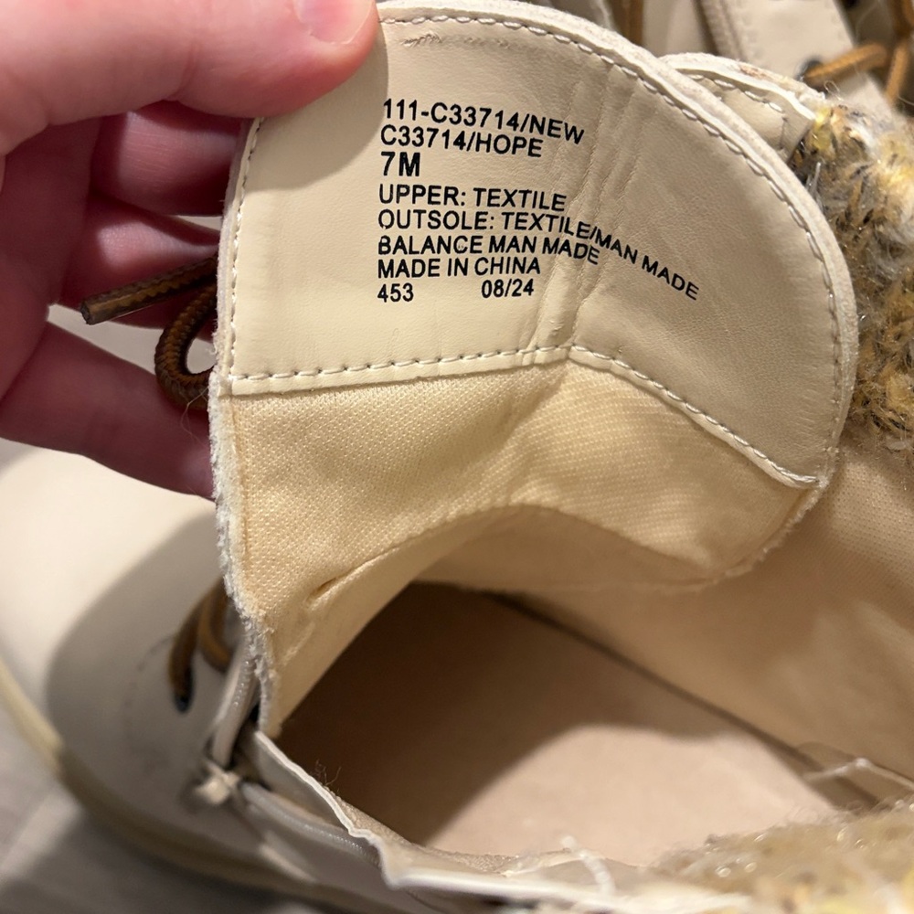 Cliffs By White Mountain NWT Cream Lace Up Boots - Picture 6 of 7